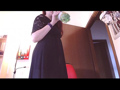 ❤️ ¡Una esclava sumisa a la que le encantan las bragas sucias y exuberantes se ve obligada a masturbarse después de ver este vídeo! ❤️ Porno casero en es.xsexshop.ru ❌️