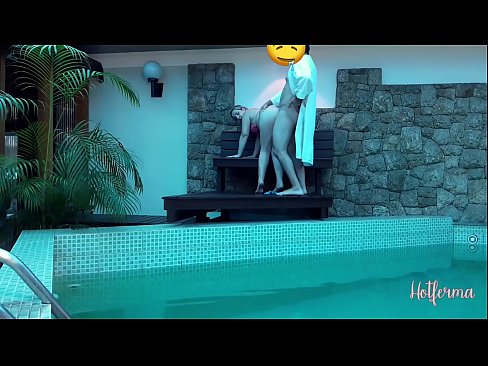 ❤️ El jefe invita a la criada a la piscina, pero no pudo resistirse a una caliente ❤️ Porno casero en es.xsexshop.ru ❌️