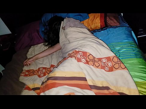 ❤️ Hijastro regañando a su joven madrastra mientras duerme ❤️ Porno casero en es.xsexshop.ru ❌️